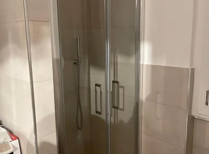 Easy Italy Balcony Milán