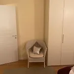 Appartement Easy Italy Balcony Milan
