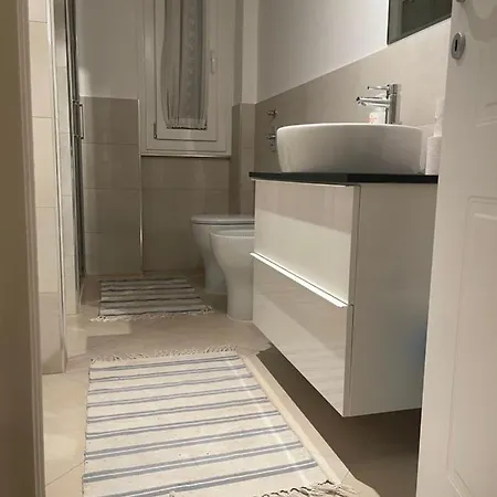 Easy Italy Balcony מילאנו