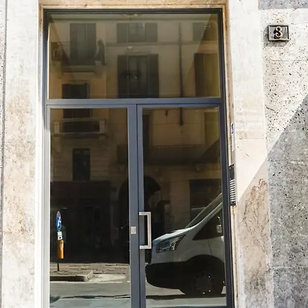 Apartment Easy Italy Balcony